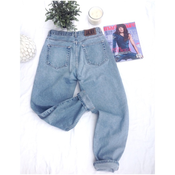 SOLD 90s Vintage DKNY High Waist Mom's Jeans - Picture 5 of 8