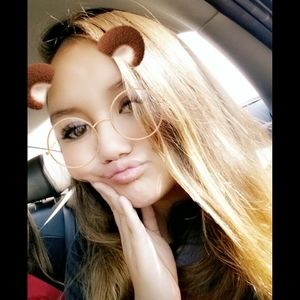 Meet your Posher, Caedence