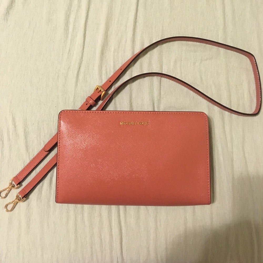 Michael Kors cross body/ clutch