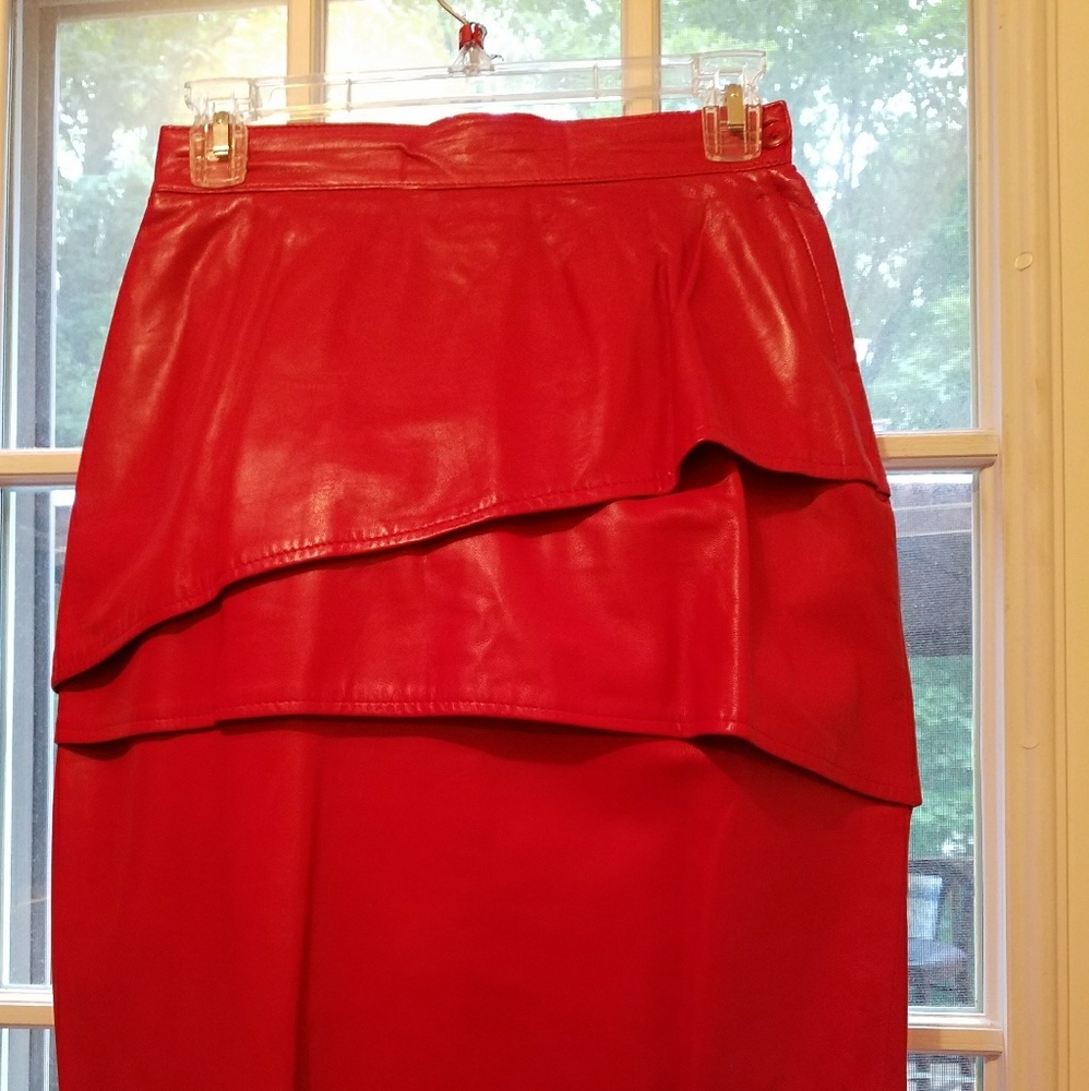 Vakko Leather skirt