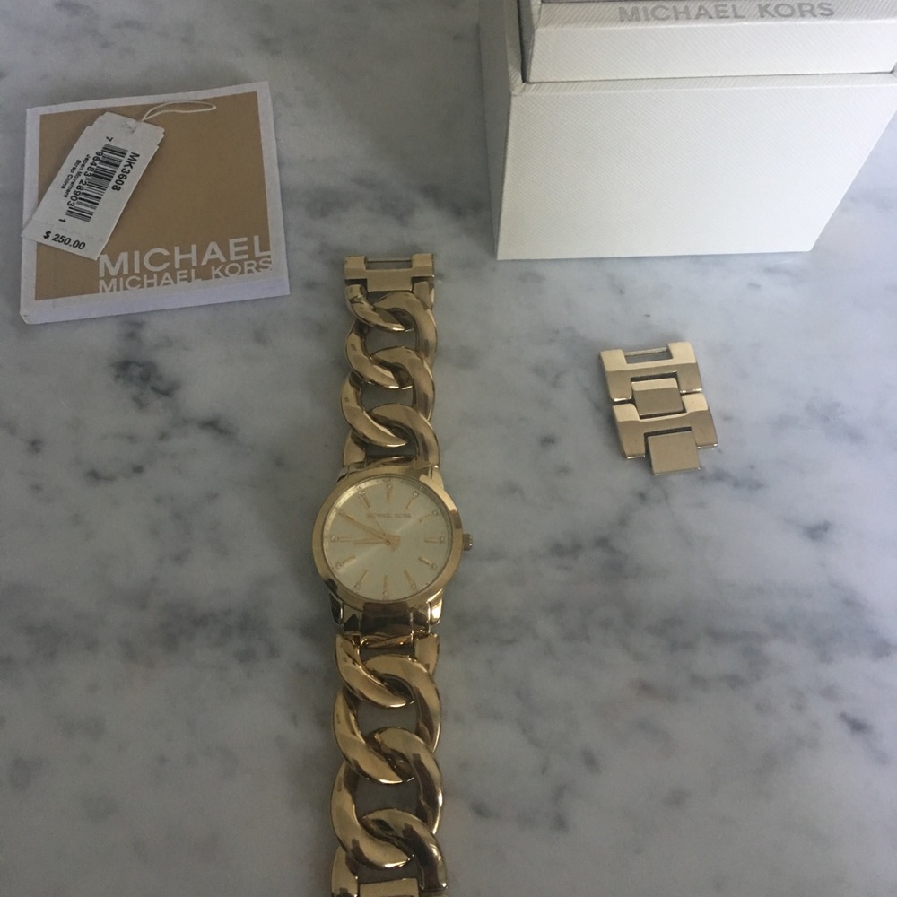 **SOLD**Michael Kors Gold Chain watch