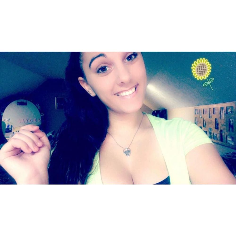 Meet your Posher, Brandi