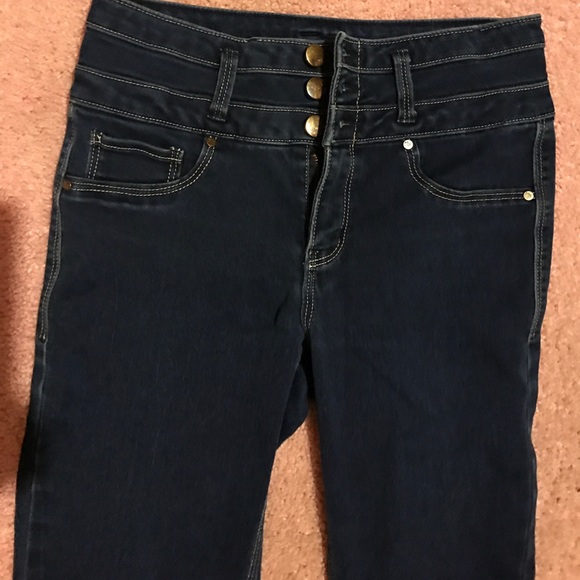 Size one jeans - Picture 1 of 3