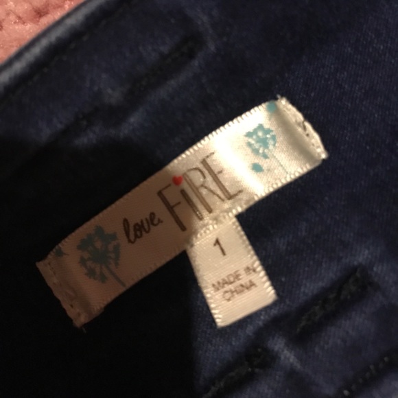 Size one jeans - Picture 2 of 3