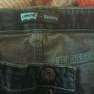 Levi skinny jeans