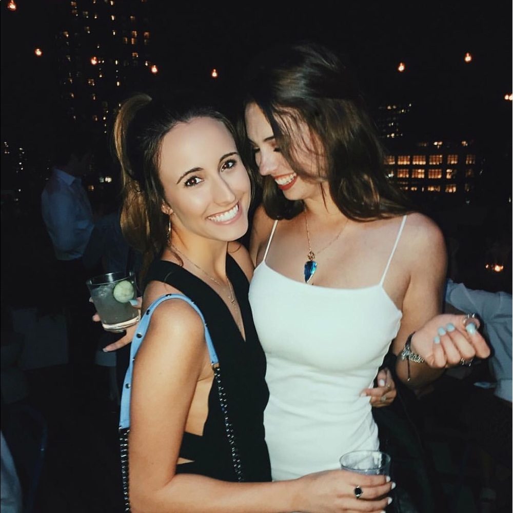 Meet your Posher, Alexis