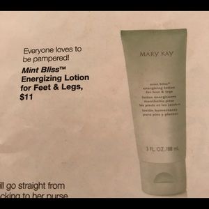 Mary Kay Energizing Lotion for feet and legs.