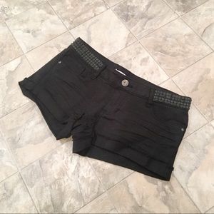 NWOT BONGO studded Jean shorts NWOT BONGO studded Jean shorts