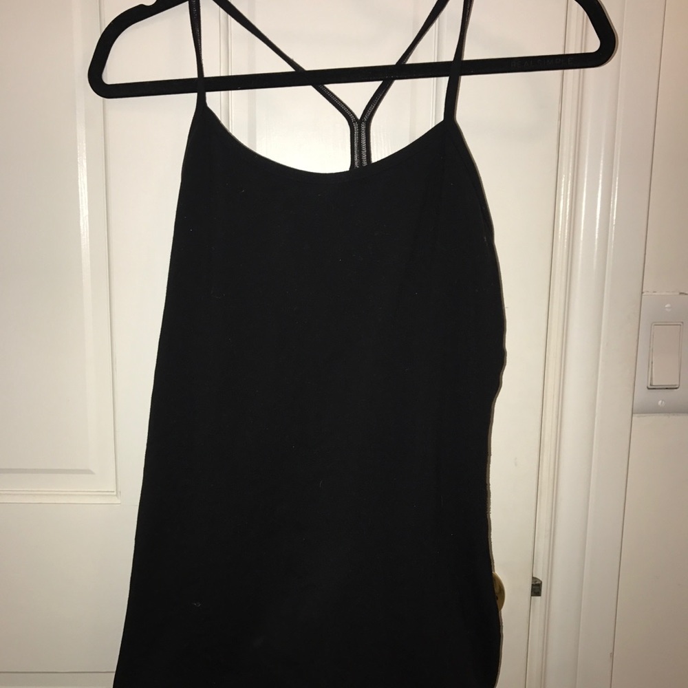 Lululemon workout shirt