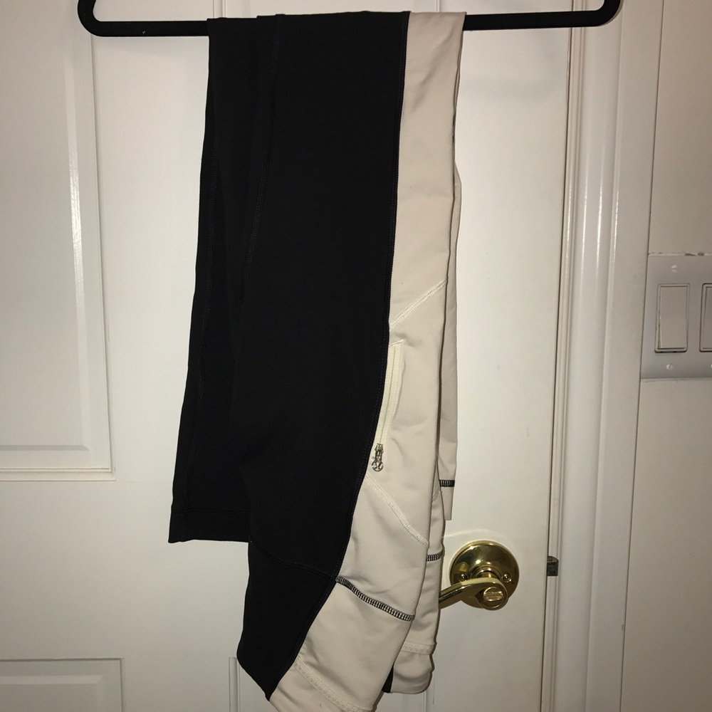 Lulu Yoga leggings