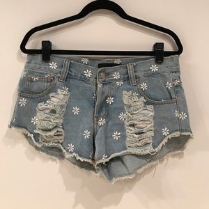 🚫SOLD🚫 Minkpink Flower Jean Shorts