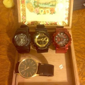 3 G-Shock, 1 Nixon watch all in good condition