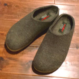 Haflinger wool clogs