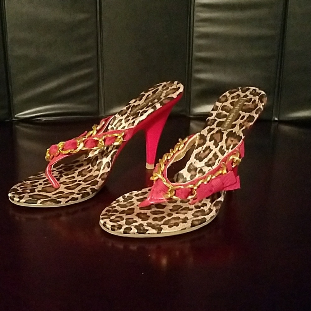 Delicious  Red and Gold Heels