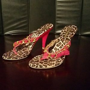 Delicious  Red and Gold Heels