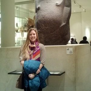Meet your Posher, Julia