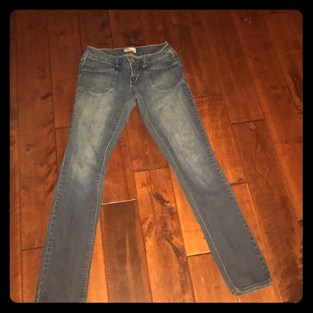 Aeropostale Bayla Skinny Jeans
