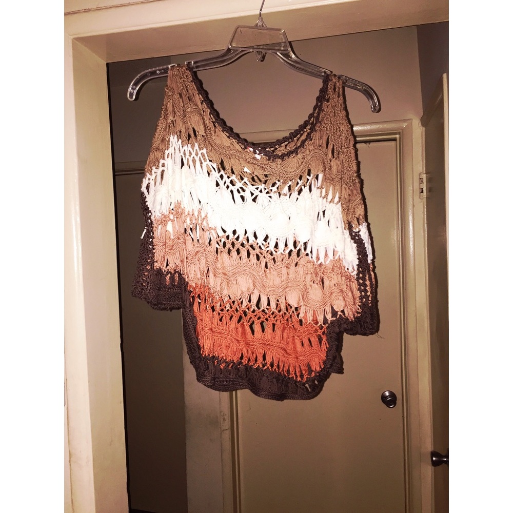 Multi color knit shirt