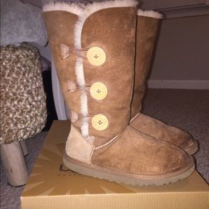 Ugg Bailey Triplet Button Women's Boot US WOMENS 6