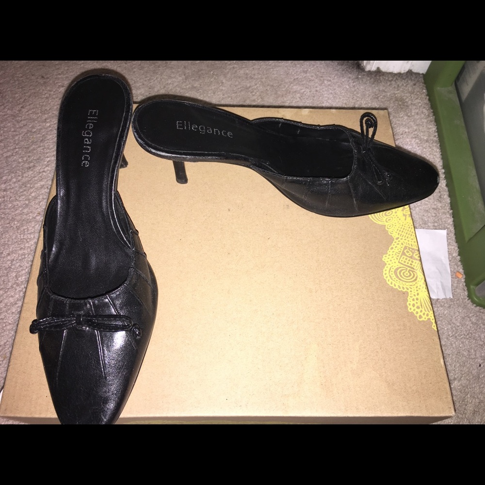 Black leather kitten heels