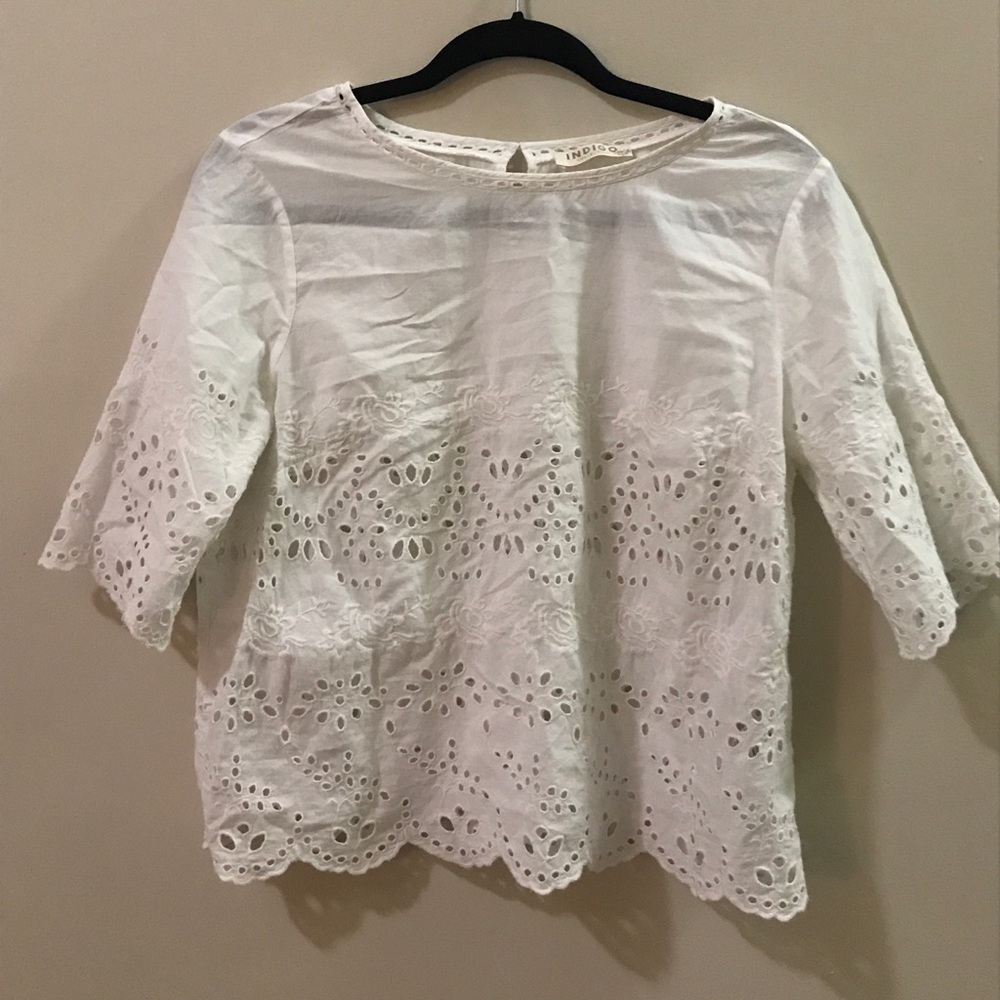 White Eyelet Detail 3/4 Sleeve Top