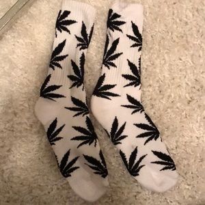 NWOT Black and White HUF SOCKS