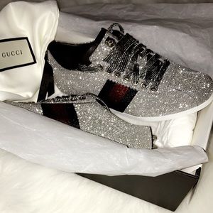 NOT FOR SALE Gucci ( Bambi)  web sneakers