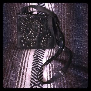 Granada stud link chain crossbody