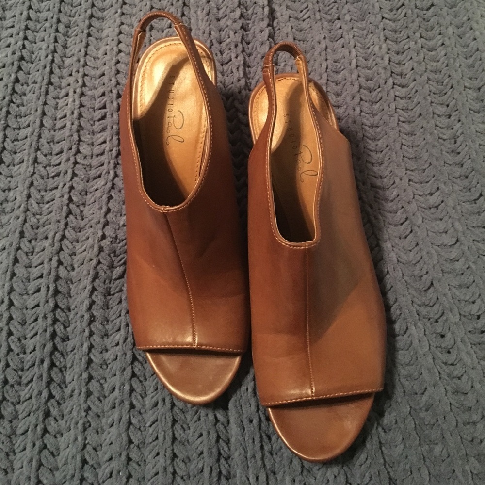 Tan Heels