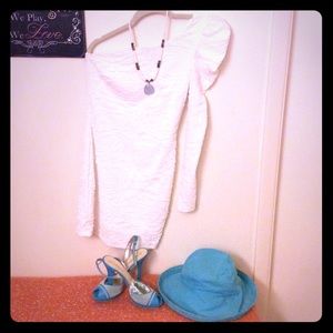 One sleeve dress. 2️⃣0️⃣➖