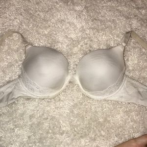 White Bombshell Bra Size 36C