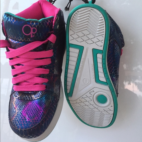 Children Athletic Shoe Kids Sneakers New - Picture 5 of 8