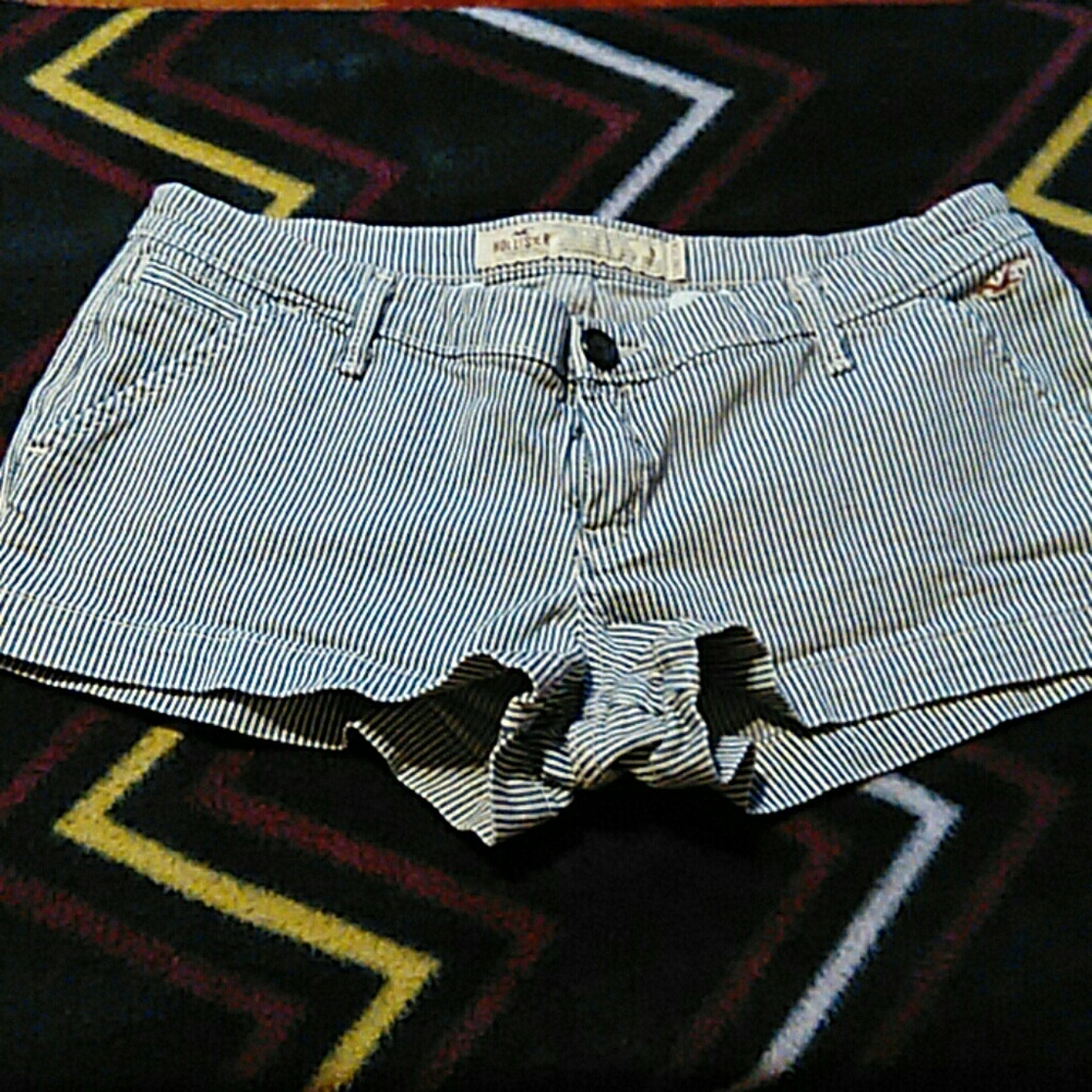 HOLLISTER SHORTS