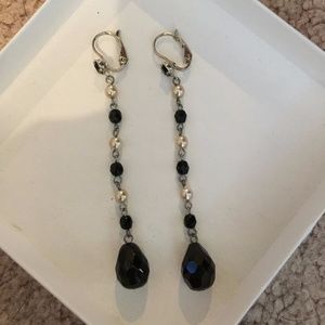 Black and Silver Dangle Earings