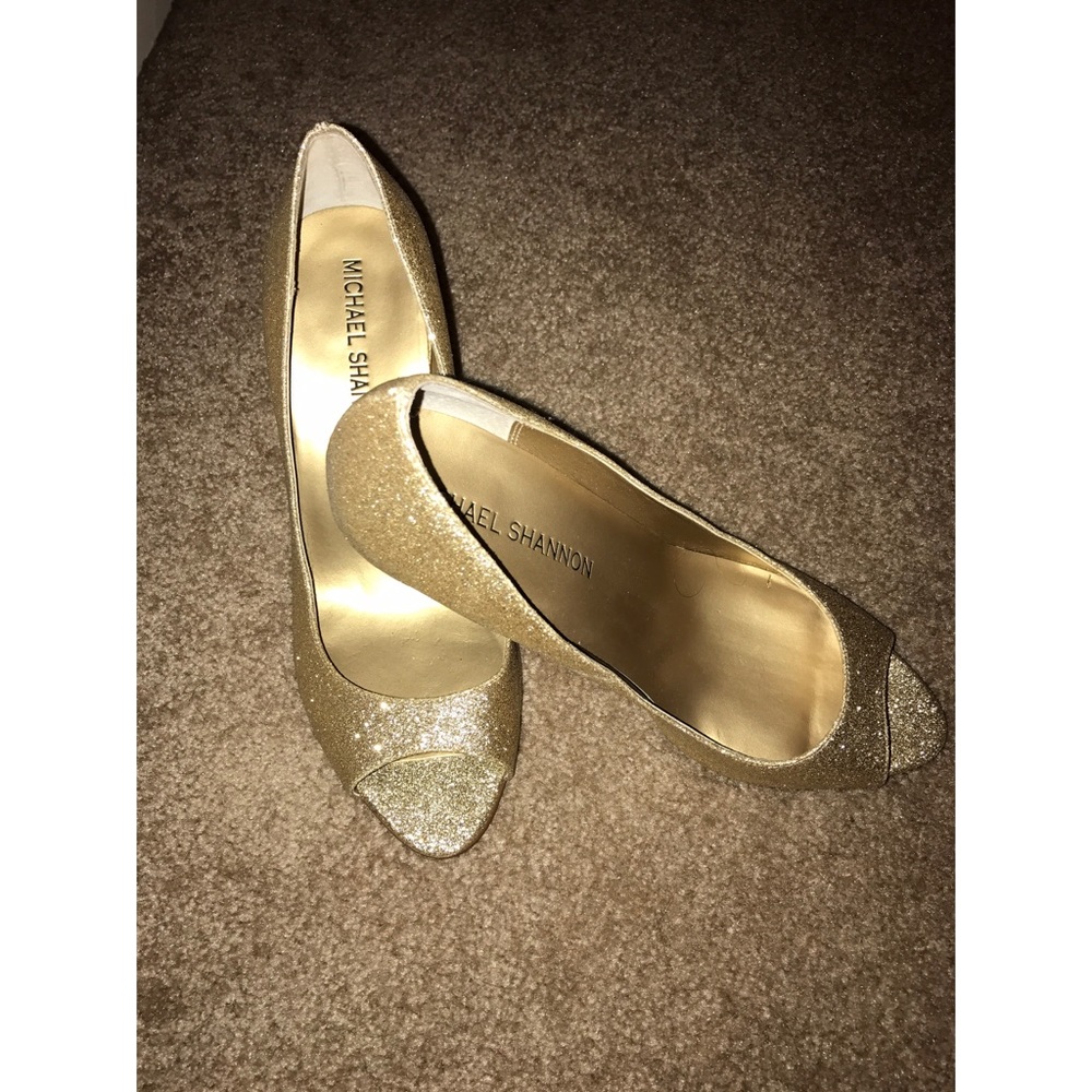 🌟Glittery Gold🌟