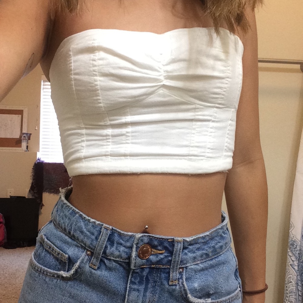 White crop top