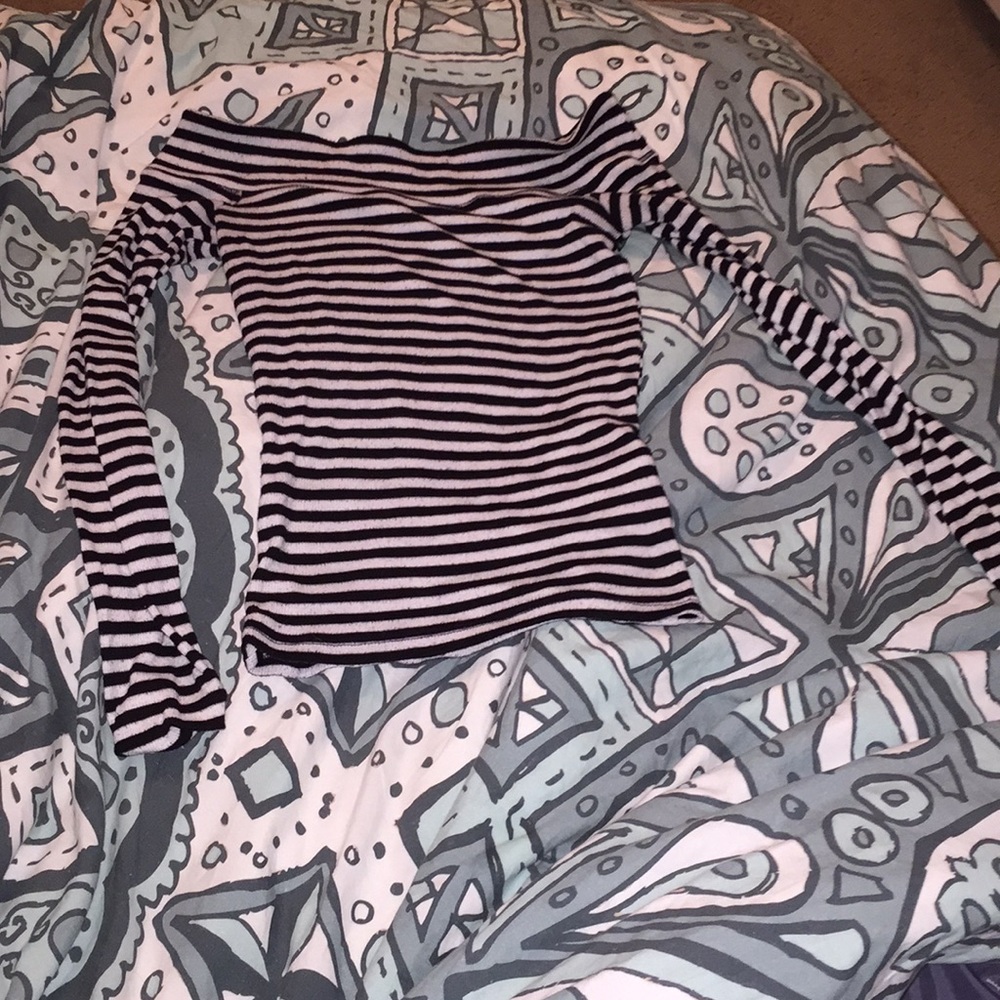 off the shoulder hollister long sleeve striped top