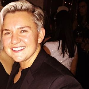 Meet your Posher, Holly