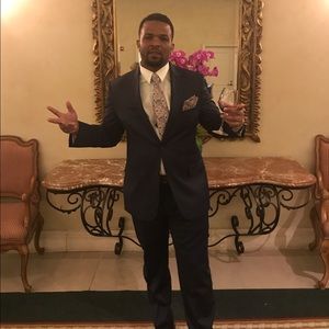 Meet your Posher, Shawntez