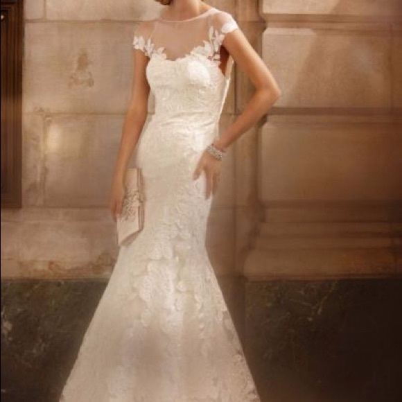 David's Bridal Dresses & Skirts - Tulle Trumpet Wedding Gown with Illusion Neckline