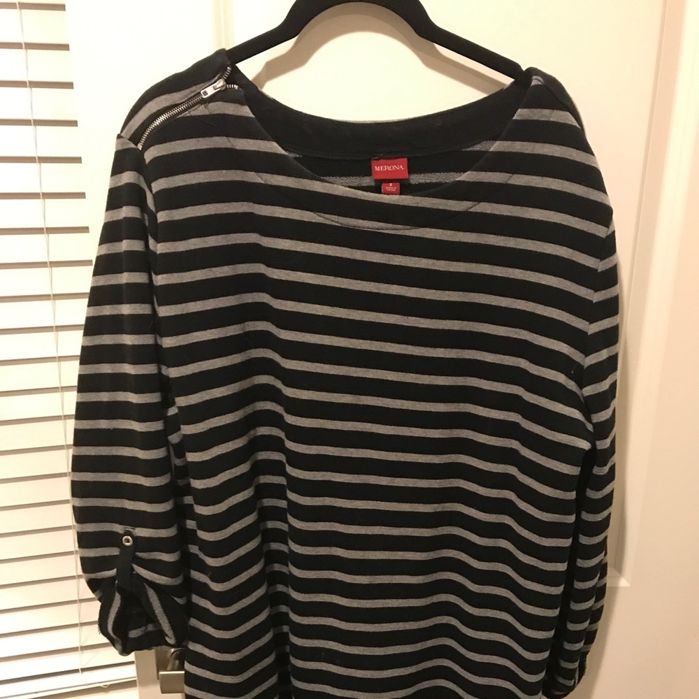 Cute tunic / dress - size 2