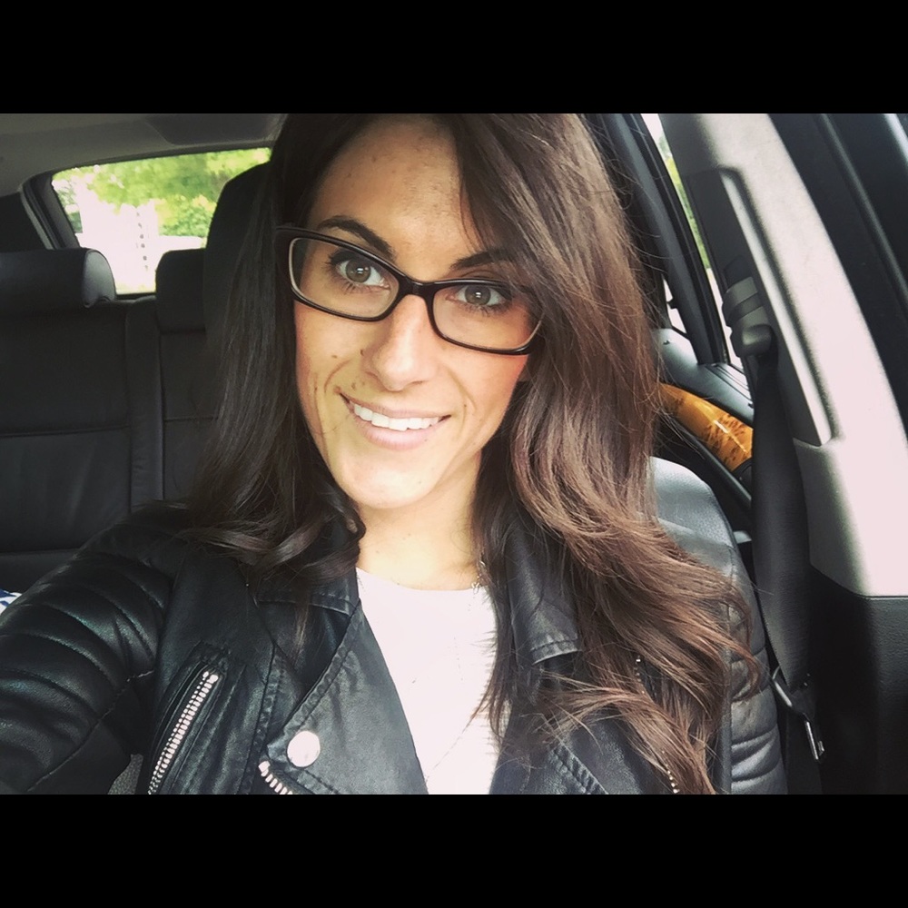 Meet your Posher, Ashley
