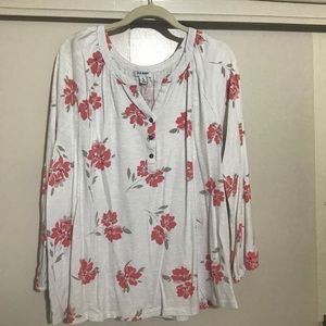 Long sleeve cotton blouse.