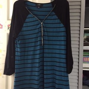 Naif Half Zip Top Women's Size 2X NWOT