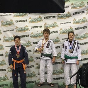 Meet your Posher, Kenney