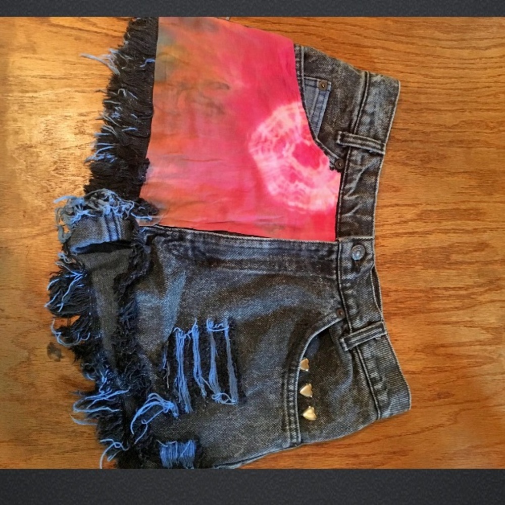 Custom Levi jean shorts