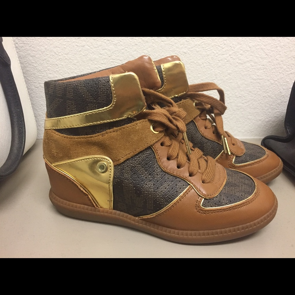 MICHAEL KORS sneaker wedges