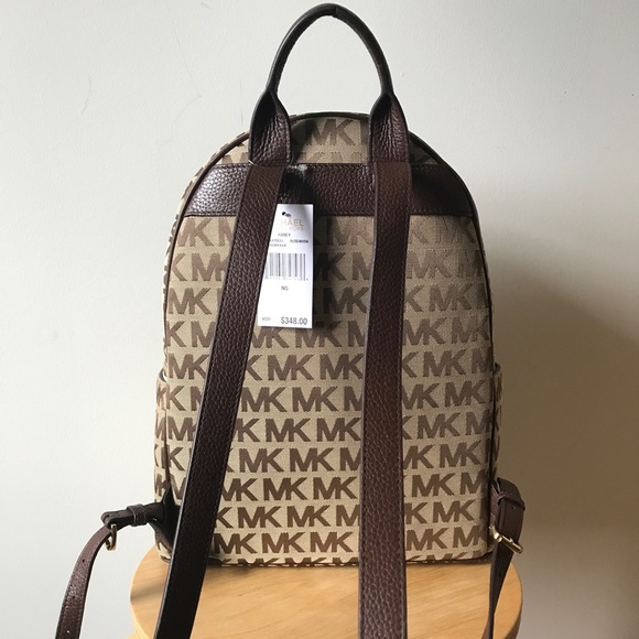 MICHAEL KORS LARGE ABBEY BACKPACK BNWT!! - Picture 4 of 6