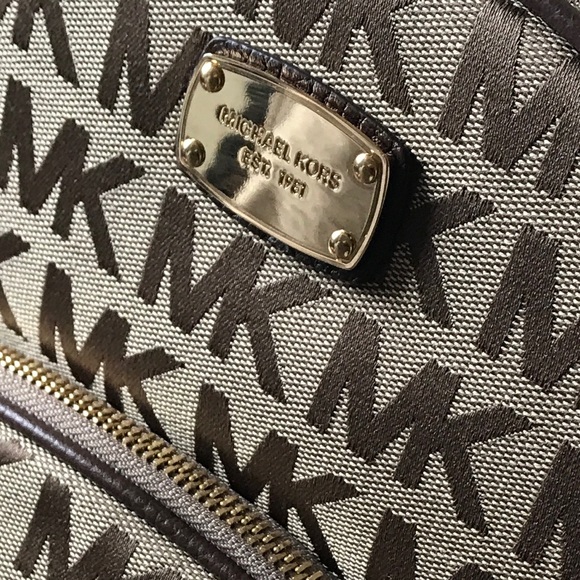 MICHAEL KORS LARGE ABBEY BACKPACK BNWT!! - Picture 2 of 6