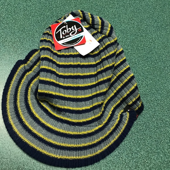 Toby & Me Reverdible Hat NWT - Picture 2 of 15